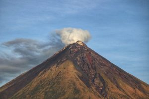 Huge volcanic eruptions may have started life as we know!